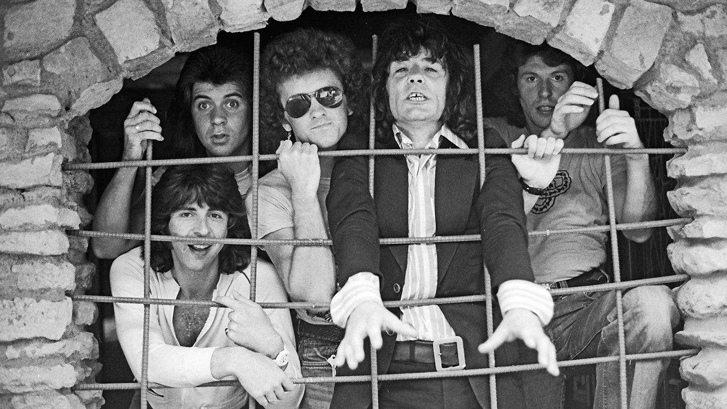The Sensational Alex Harvey Band Reviewed: Mammoth boxset celebrates 70s rock’s greatest showmen