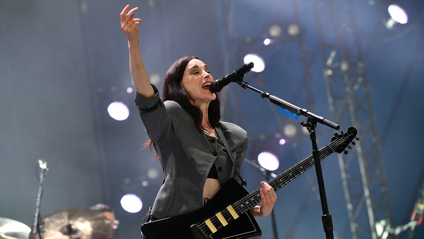 St. Vincent At Glastonbury 2025 Review: An extraordinary art rock brain scrambler